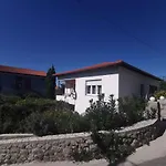 Apartament In 5484