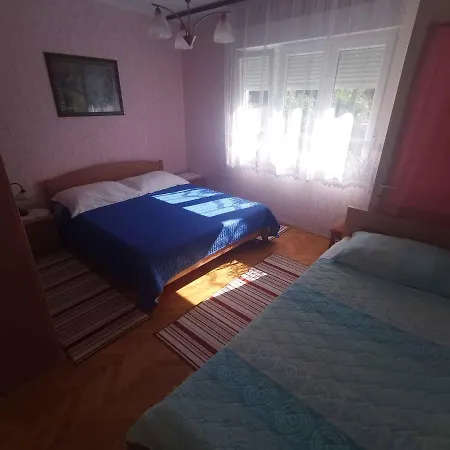 Apartment In 5484 Crikvenica