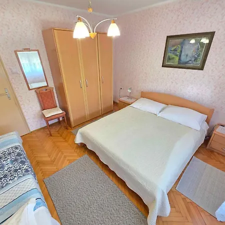 In 5484 Crikvenica